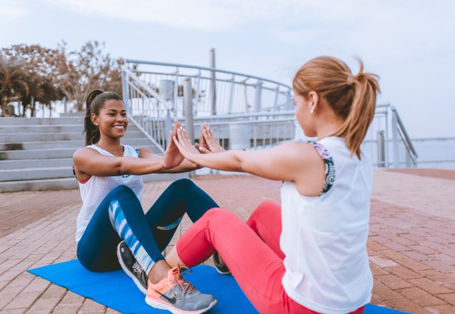 Pros And Cons Of Going To The Gym With Someone Else