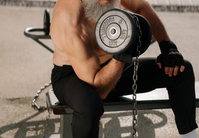 Should People Over 55 Be Weightlifting?